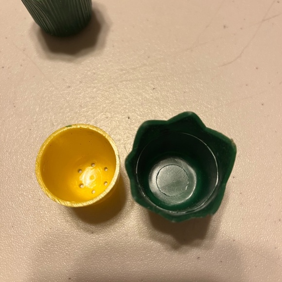 Vintage corn salt and pepper shakers 2” - Picture 8 of 8